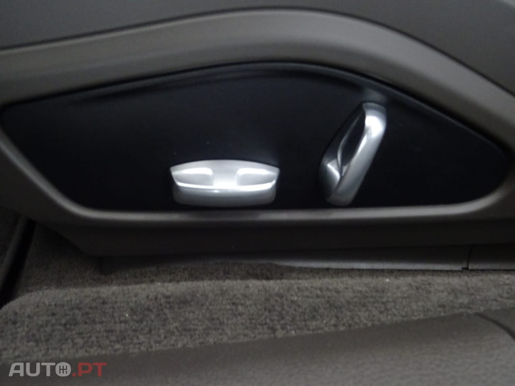 Porsche Panamera 4 E-Hybrid Executive