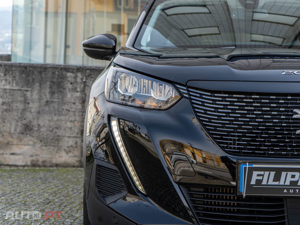 Peugeot 2008 1.2 PureTech Allure Pack