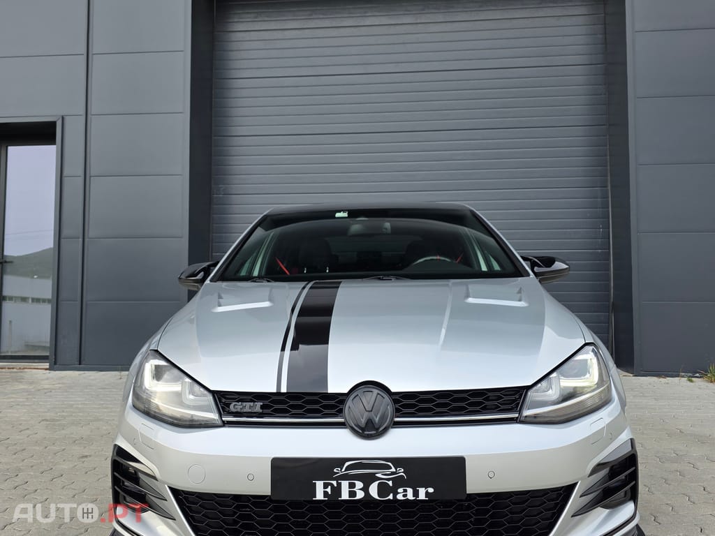 Volkswagen Golf GTI