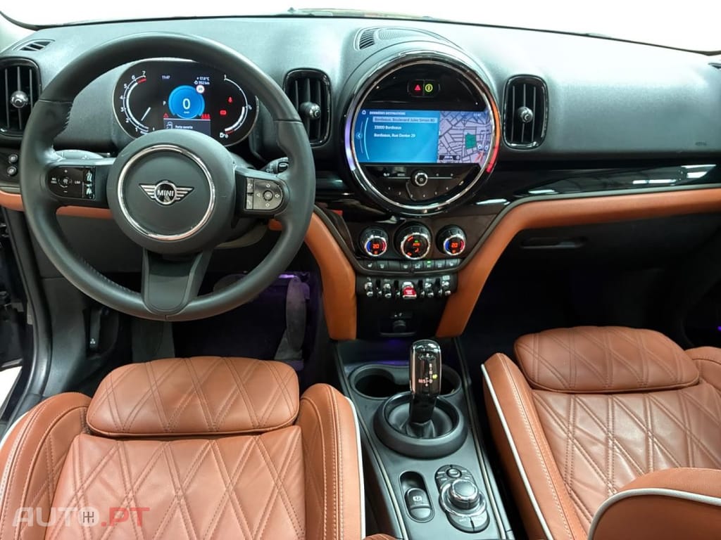 MINI Countryman Cooper Premium Plus Edition