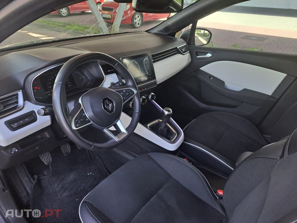 Renault Clio 1.0 TCe Intens Bi-Fuel