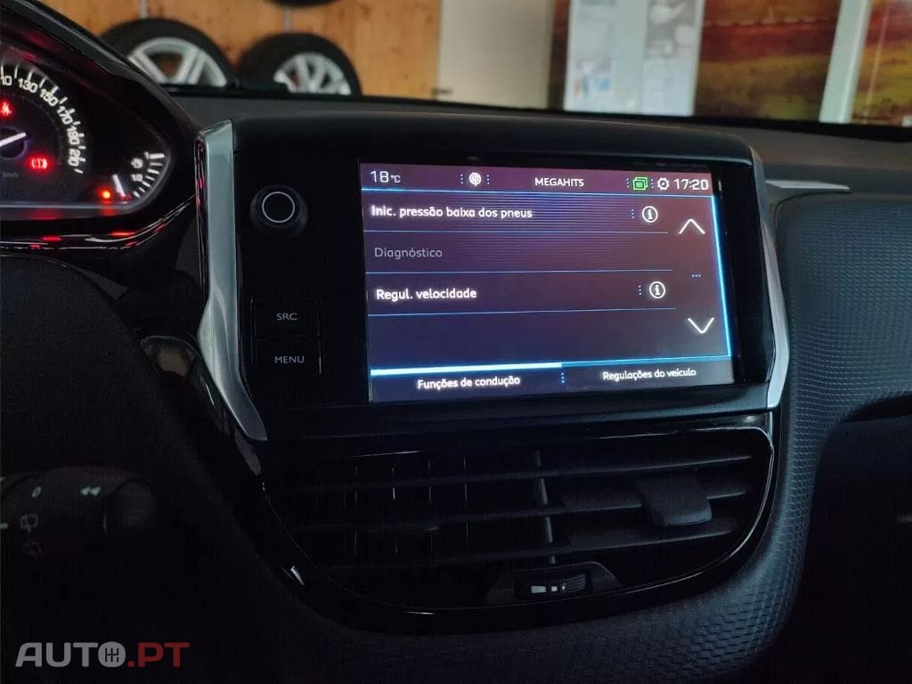 Peugeot 2008 1.2 PureTech Allure