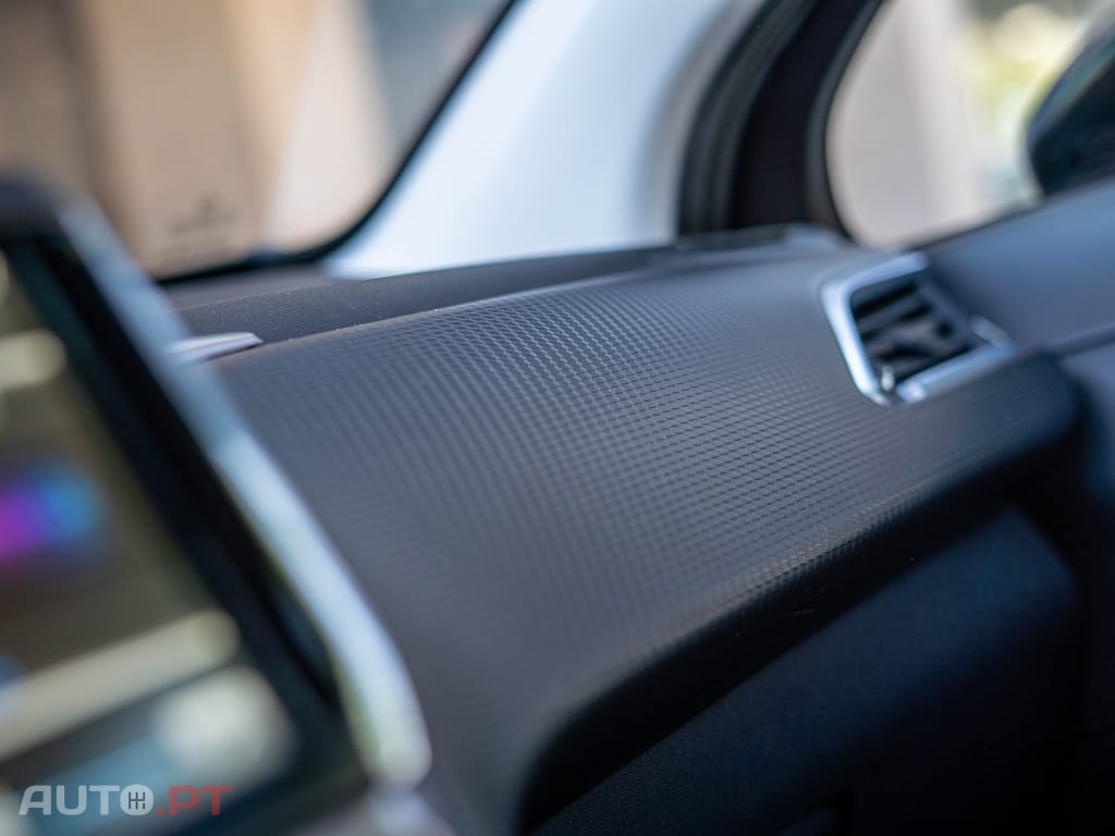 Peugeot 2008 1.2 PureTech Style