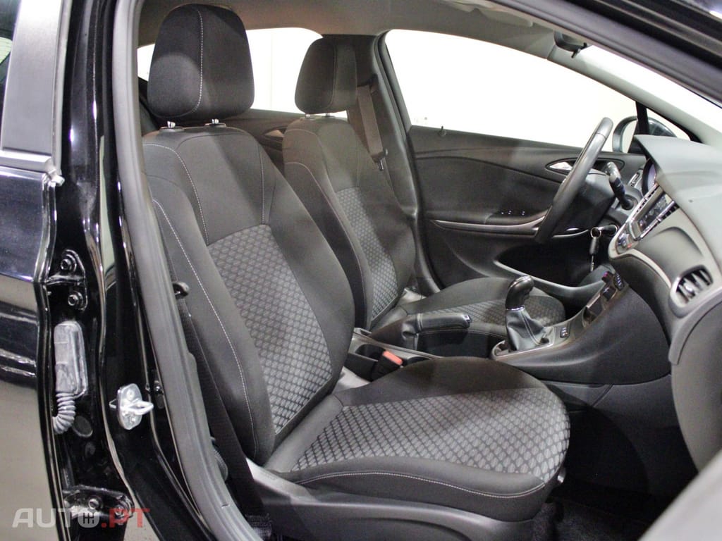 Opel Astra 1.5 D S&S Business Edition