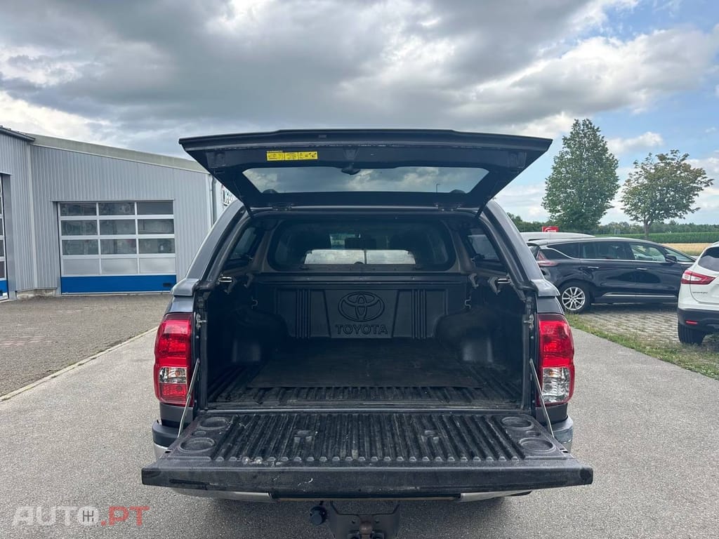 Toyota Hilux 2.4 D-4D 4WD