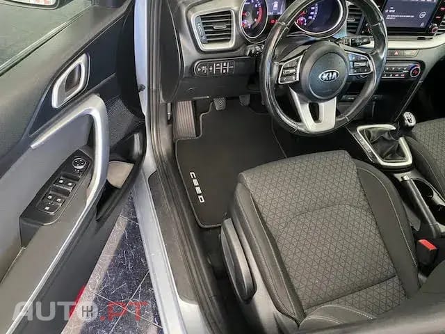 Kia Ceed 1.0 T-GDi Drive
