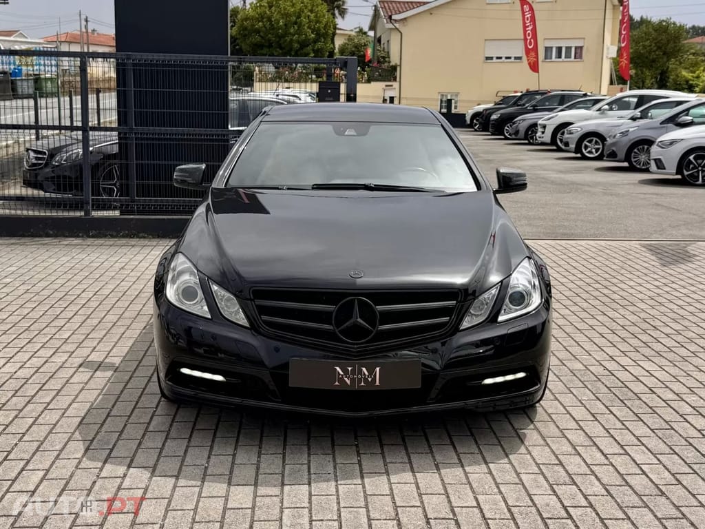 Mercedes-Benz E 220 CDI BlueEfficiency Auto