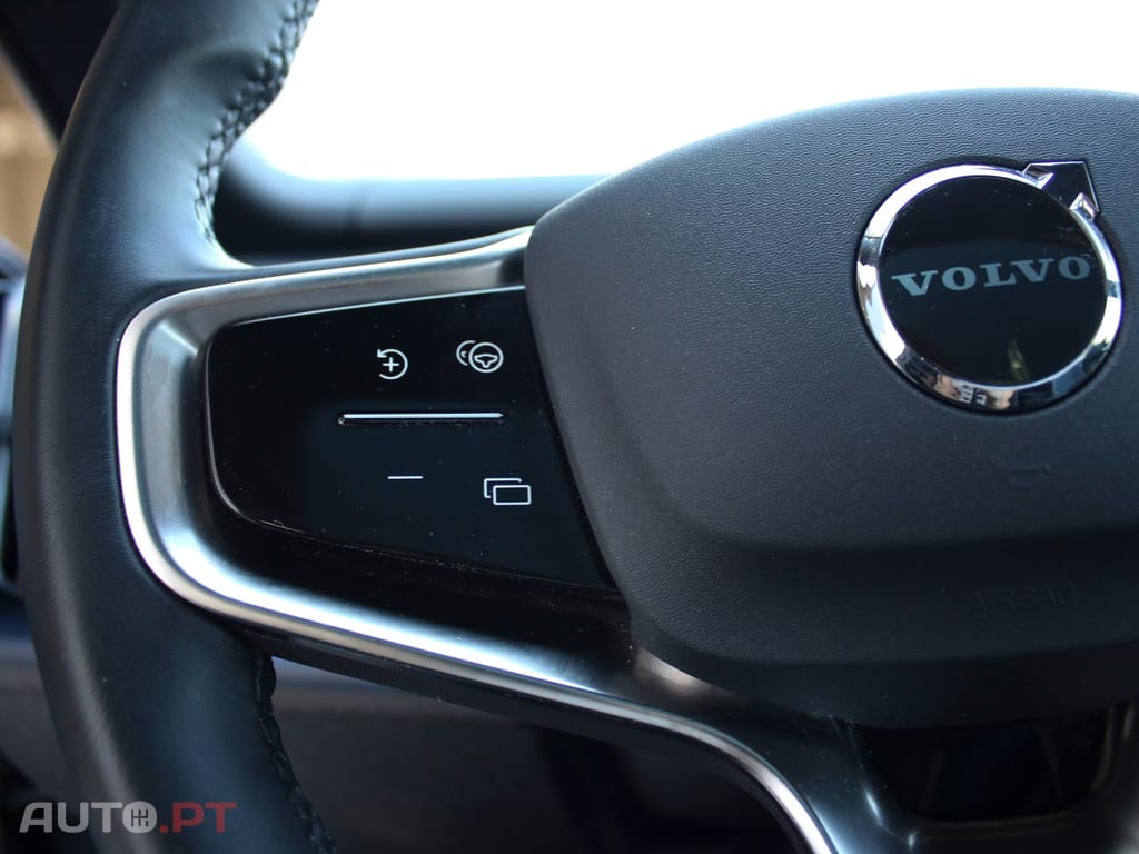 Volvo EX30 Single Motor Extended Range RWD Ultra