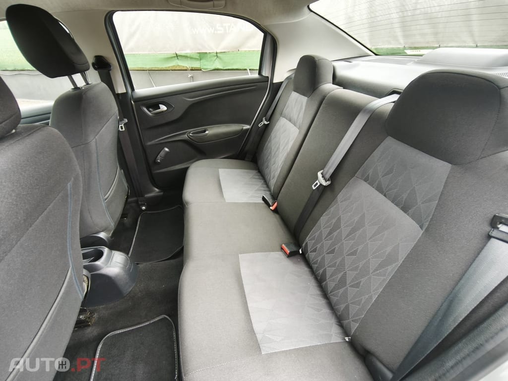 Citroen C-Elysée 1.6 HDi Exclusive