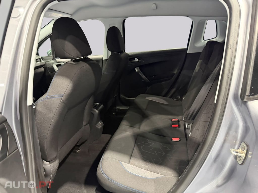 Peugeot 2008 1.2 Business