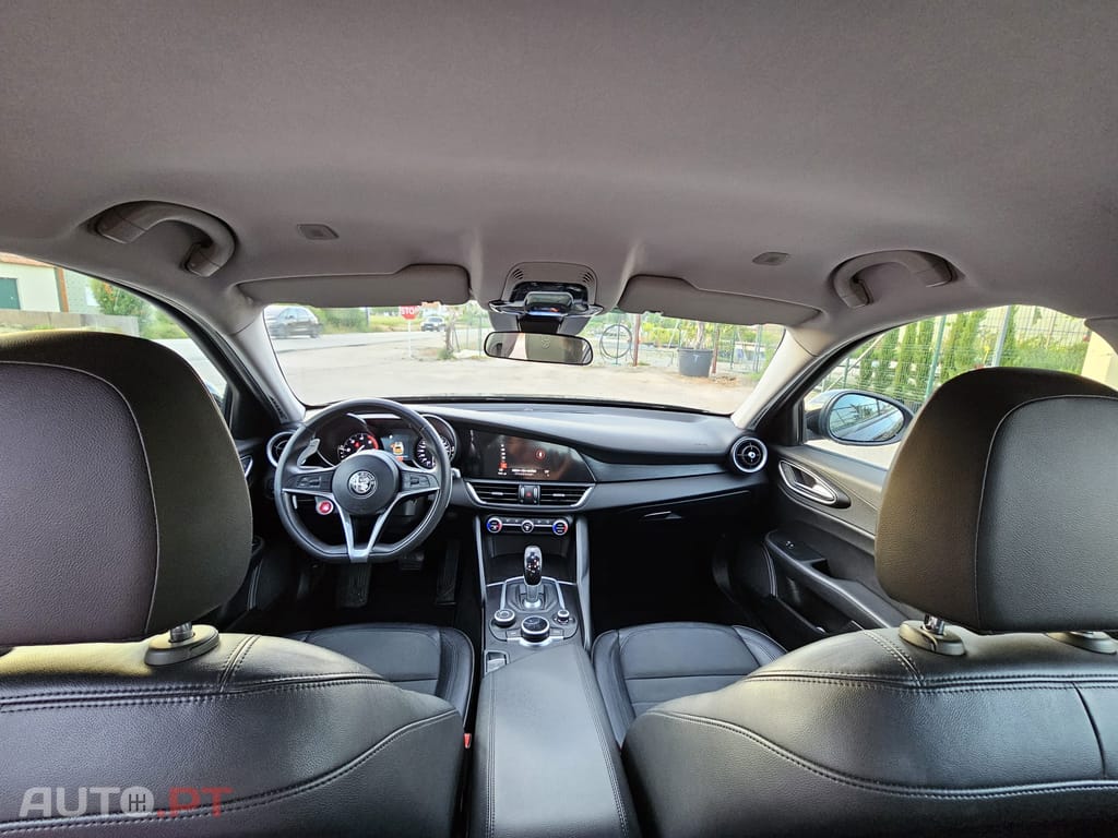Alfa Romeo Giulia Super