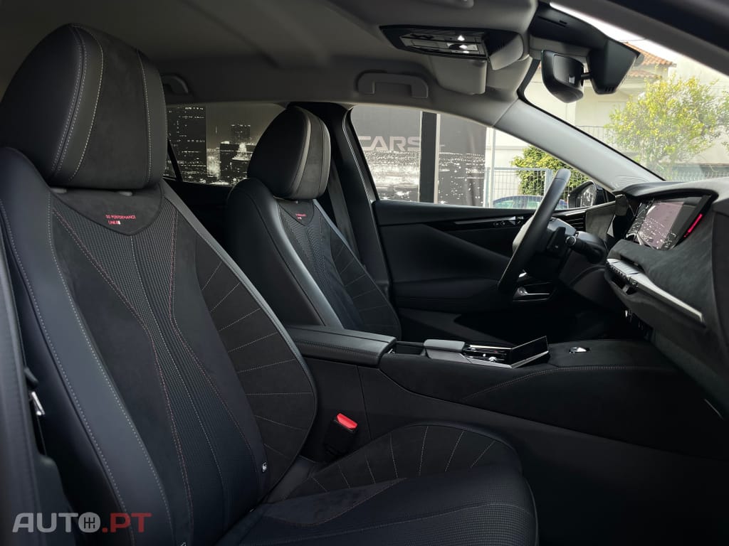DS DS4 E-Tense Performance Line EAT8
