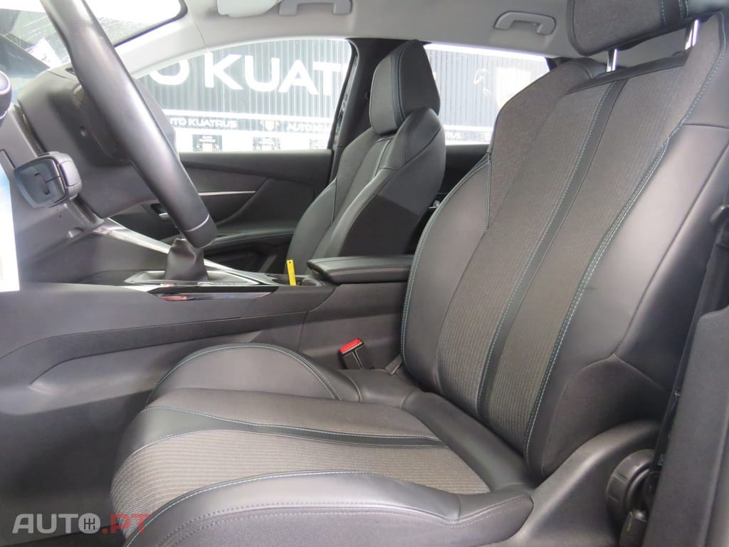 Peugeot 3008 1.5 BlueHDi Allure