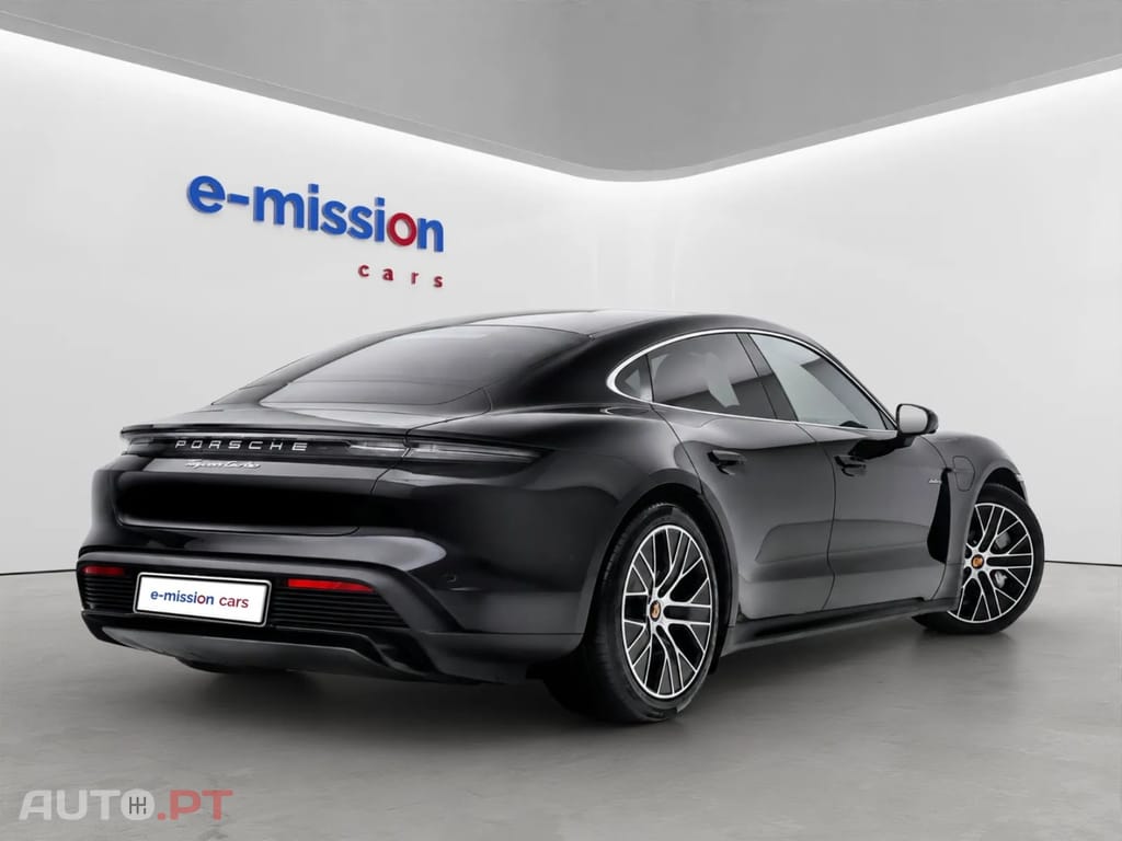 Porsche Taycan Turbo