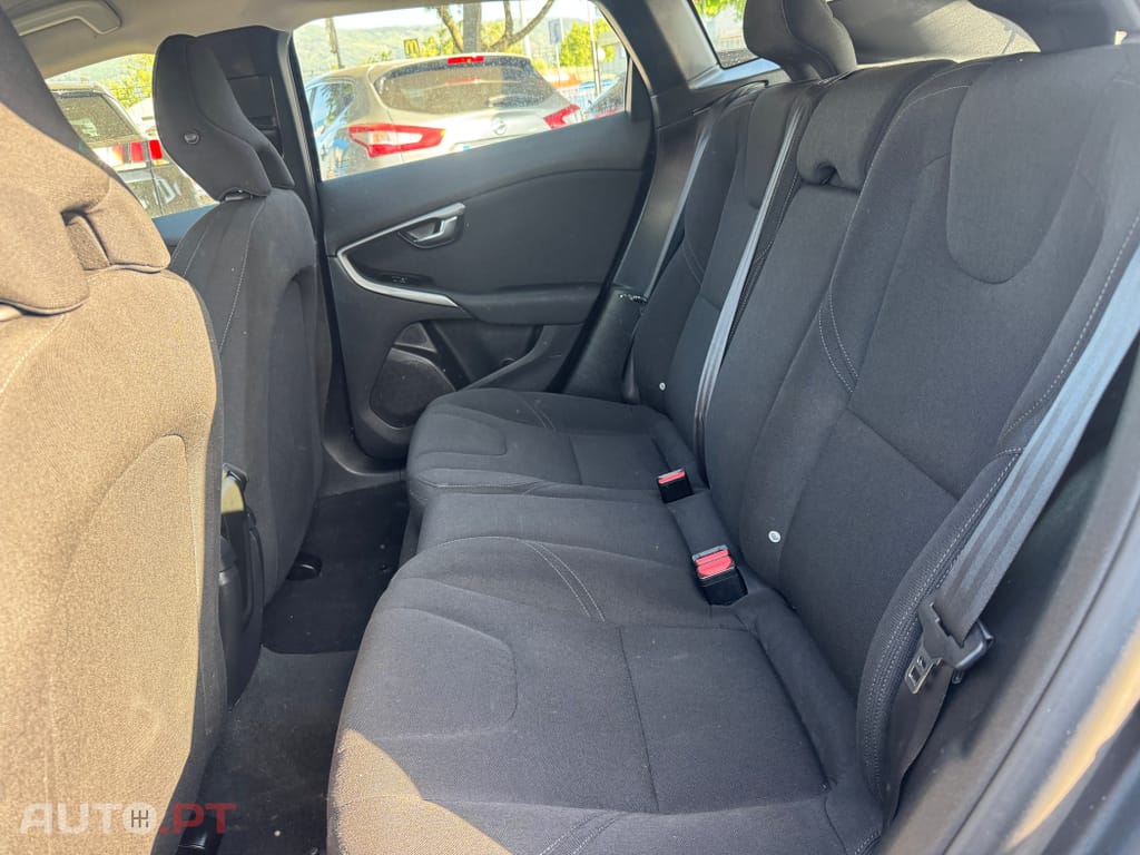 Volvo V40 1.6 D2 Kinetic