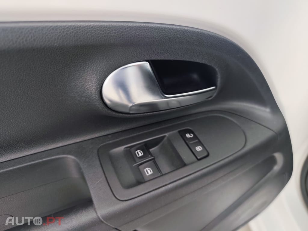 Volkswagen Up! 1.0 BMT Move Auto