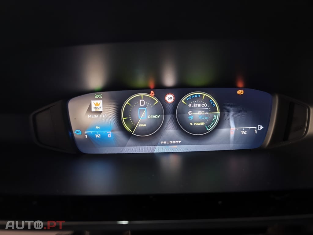 Peugeot 408 1.6 Hybrid Allure e-EAT8