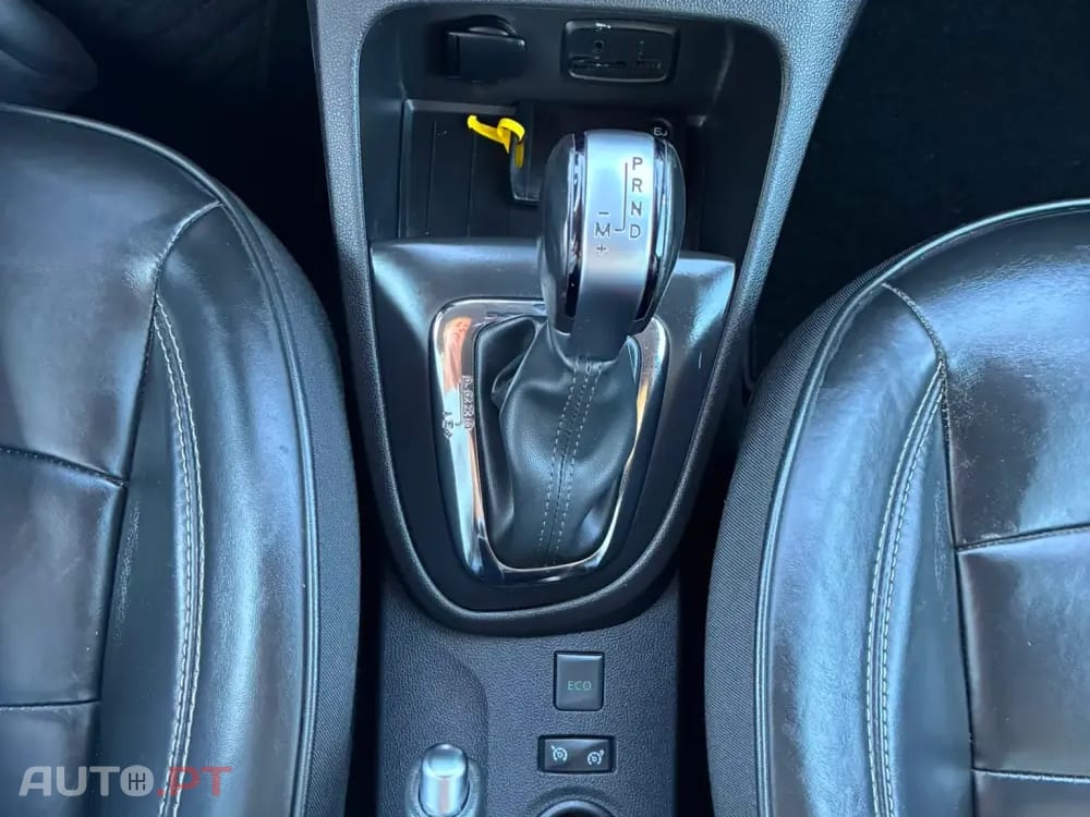Renault Captur 1.2 TCe Initiale Paris EDC