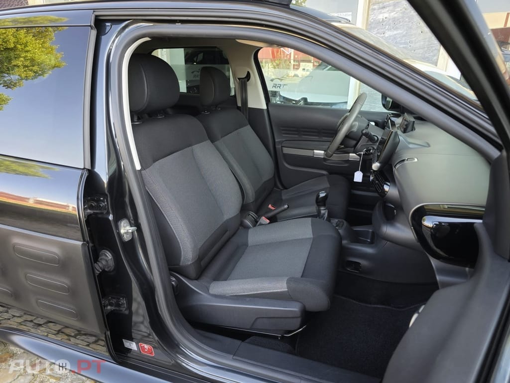 Citroen C4 Cactus 1.6 BlueHDi Feel J17