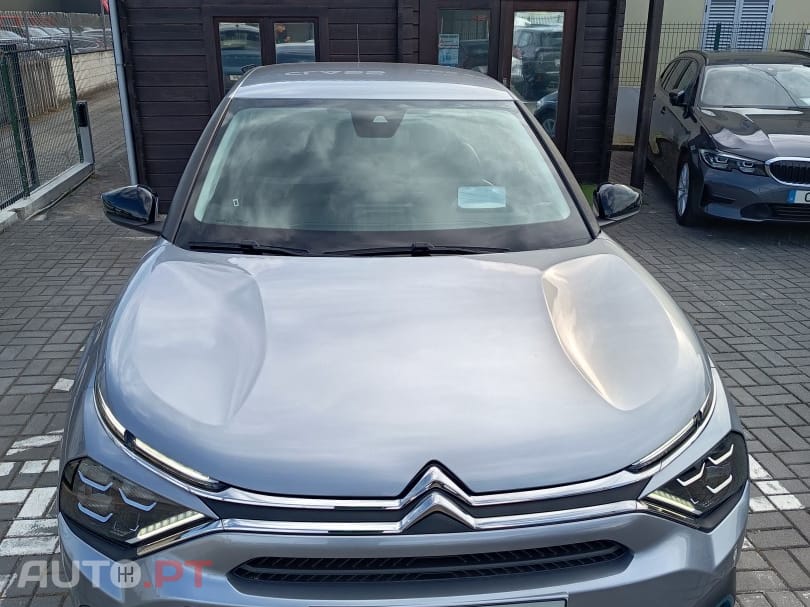 Citroen e-C4 50 kWh Shine Pack
