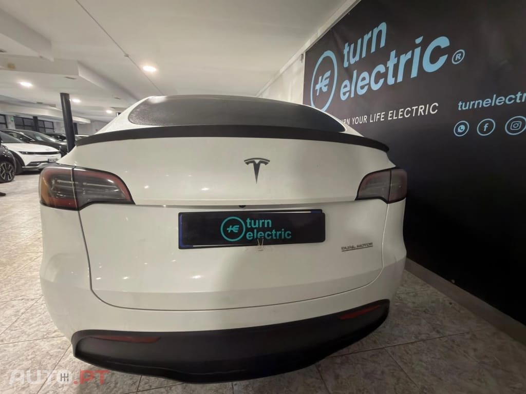 Tesla Model Y Performance Tração Integral