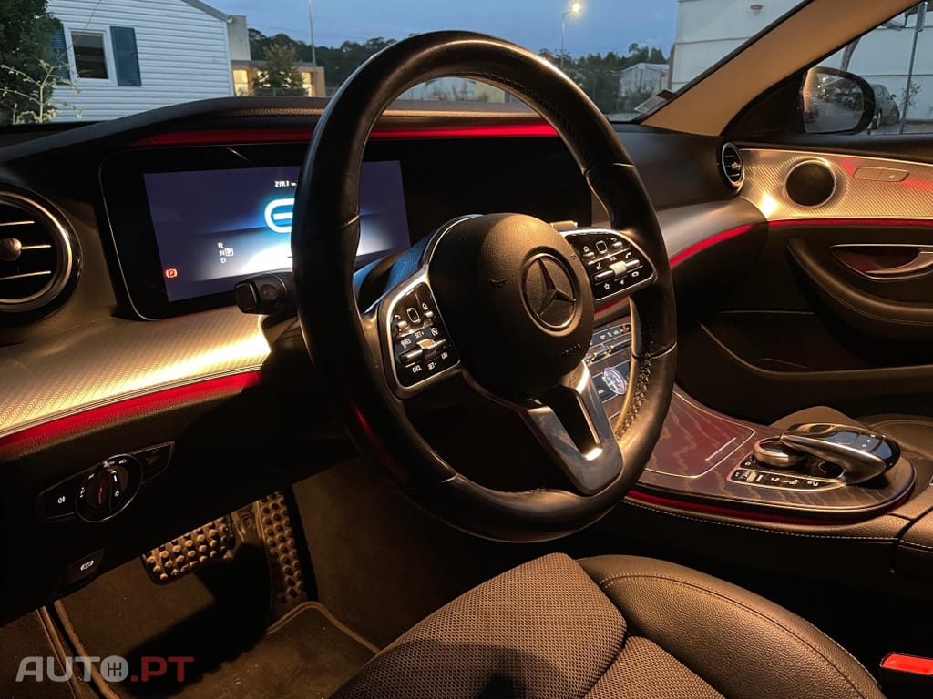 Mercedes-Benz E 300 de Avantgarde