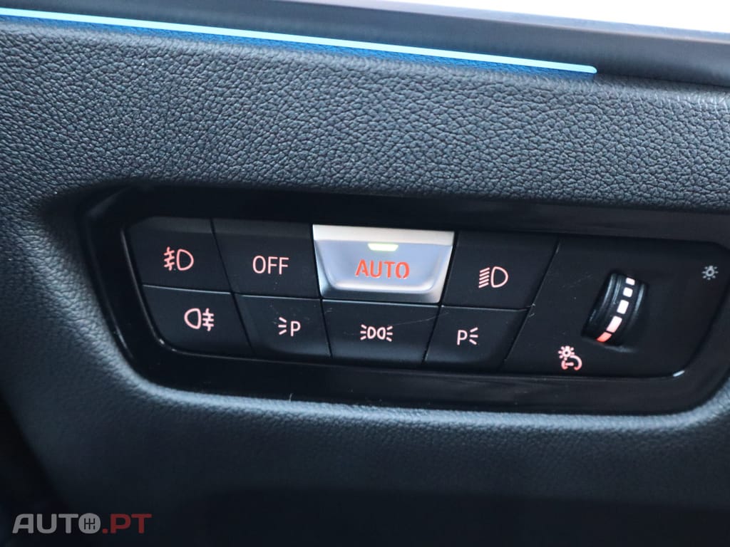 BMW 330 e Touring Pack M Auto.