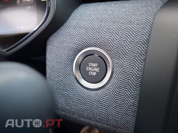 Renault Clio TCe 100 Bi-Fuel Techno