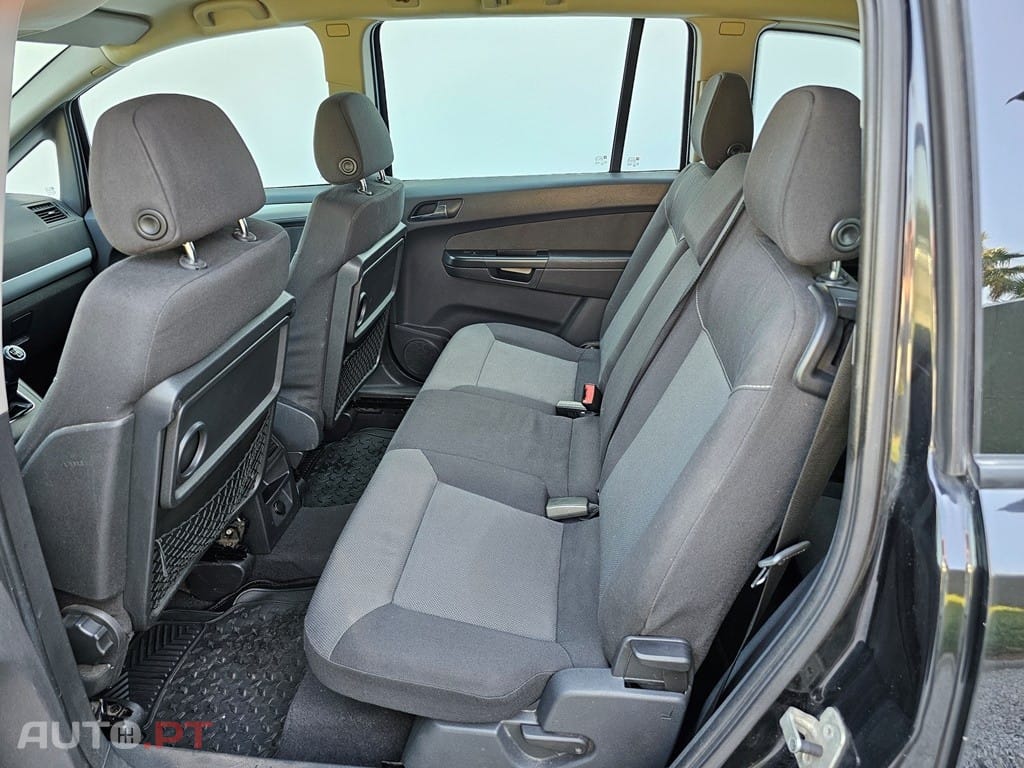 Opel Zafira 1.9 CDTi Enjoy