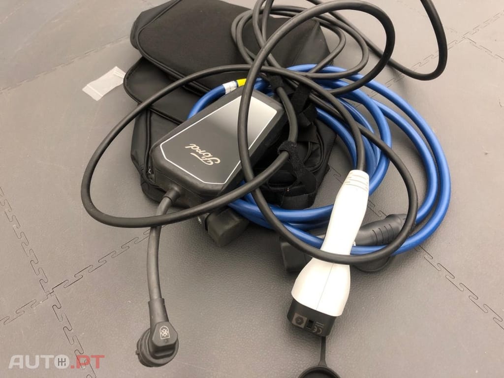 Ford Mustang Mach-E Standard Range