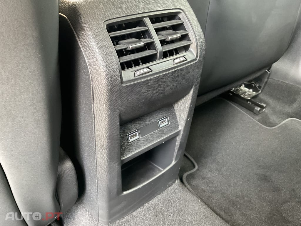 Peugeot 408 1.2 PureTech Allure EAT8