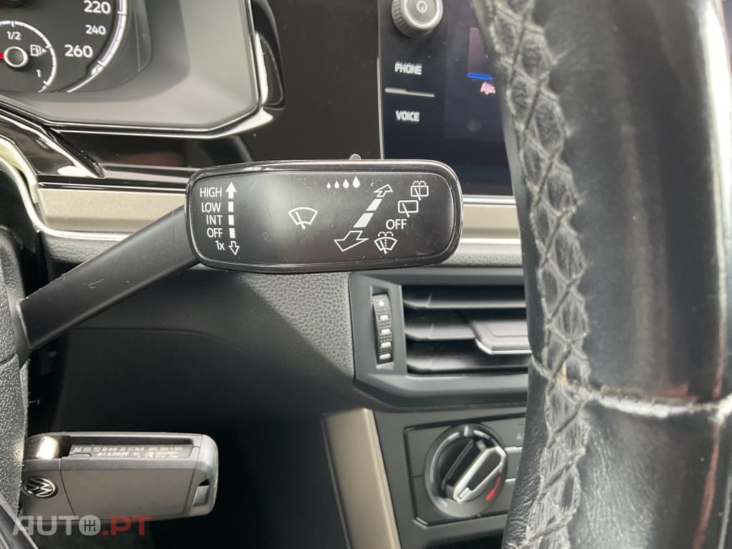 Volkswagen Polo 1.0 Confortline