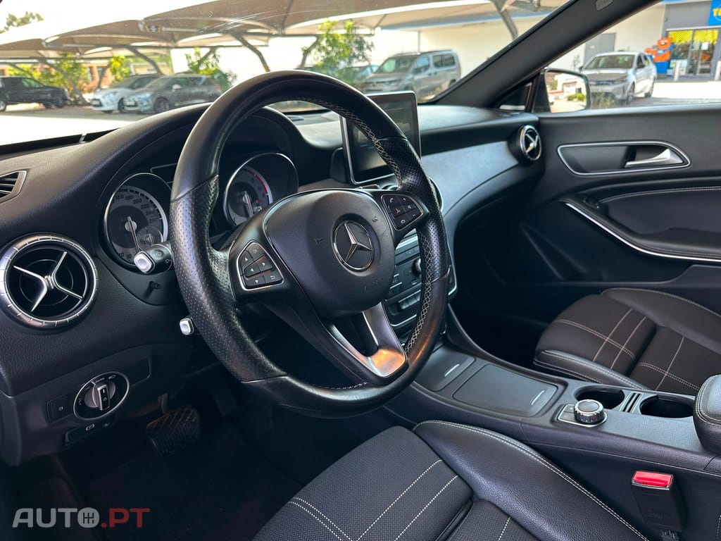 Mercedes-Benz CLA 220 (CDI) d 7G-DCT AMG Line
