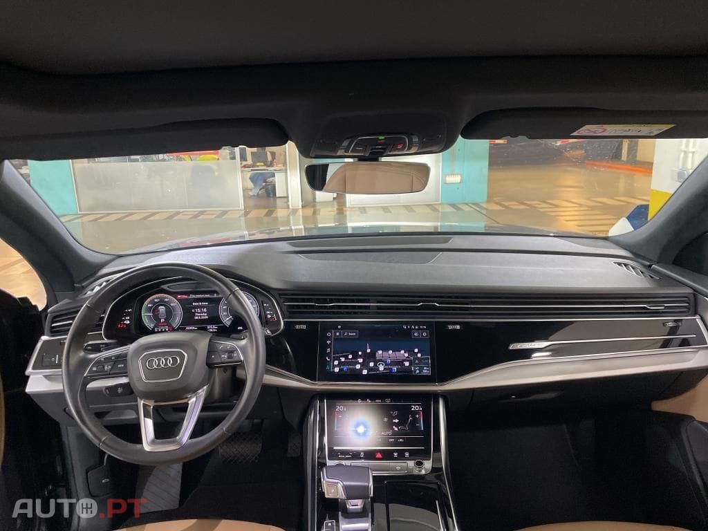Audi Q8 55 TFSIe quattro Tiptronic