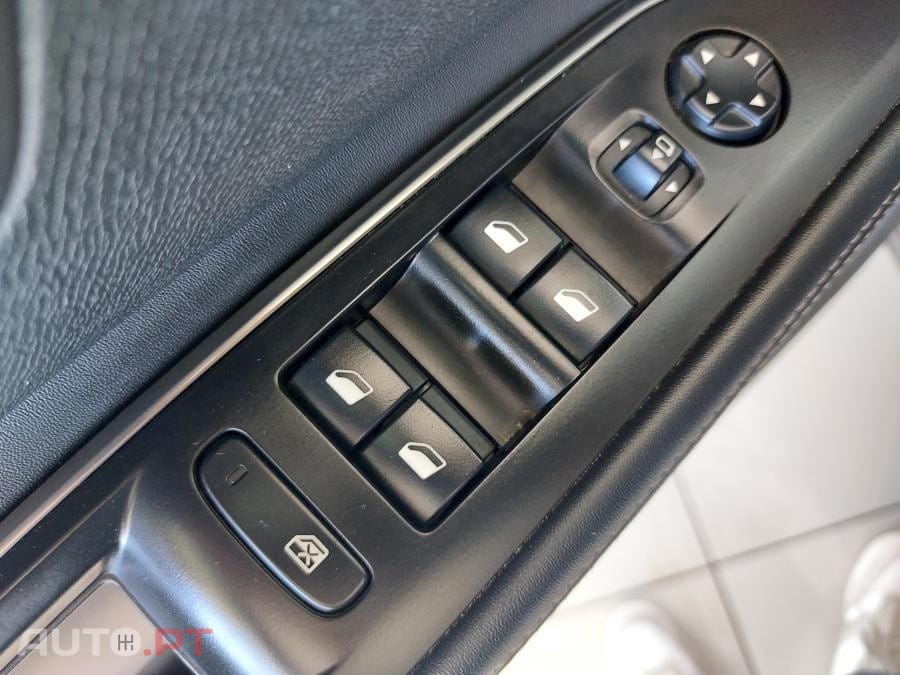 Peugeot 5008 1.5 BlueHDi Allure