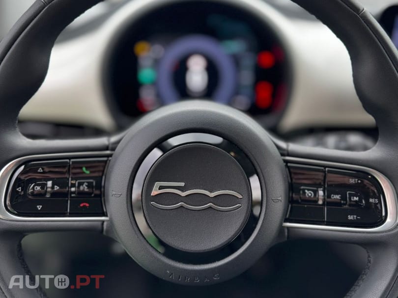 Fiat 500e 23,8kWh la Prima