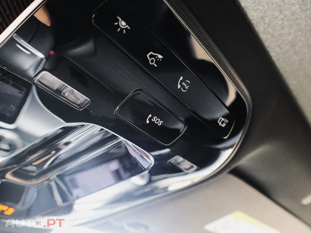 Mercedes-Benz C 300 e AMG Line