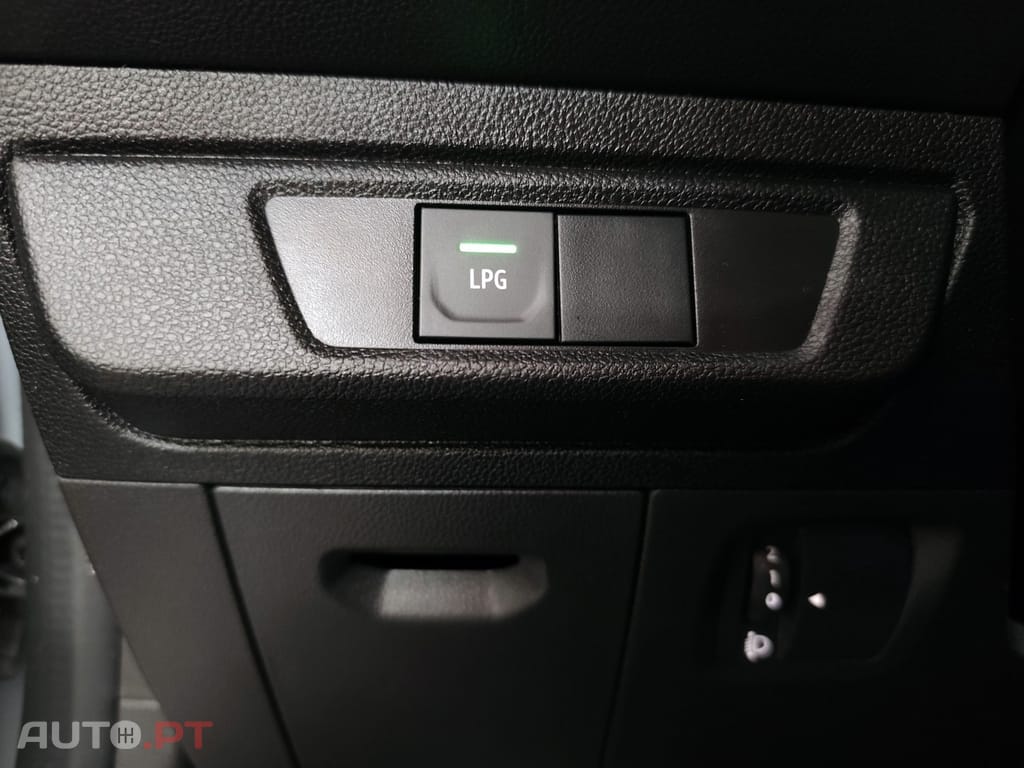 Dacia Sandero 1.0 ECO-G Essential Bi-Fuel