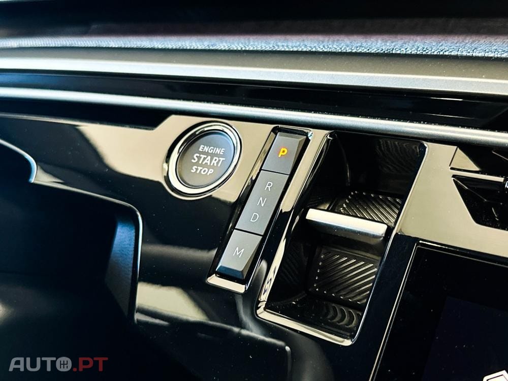 Peugeot 5008 1.2 Hybrid Allure Pack e-DCS6