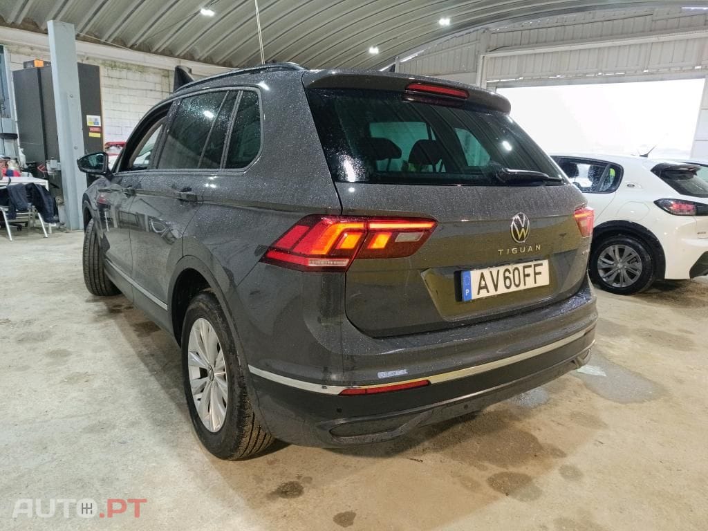 Volkswagen Tiguan 1.4 TSI eHybrid Conceptline DSG
