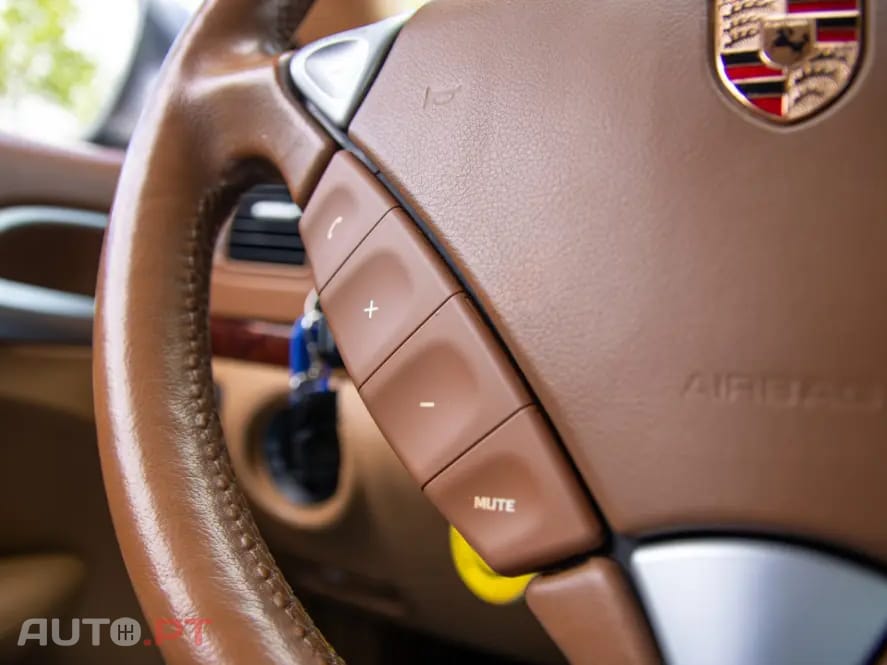 Porsche Cayenne Tiptronic
