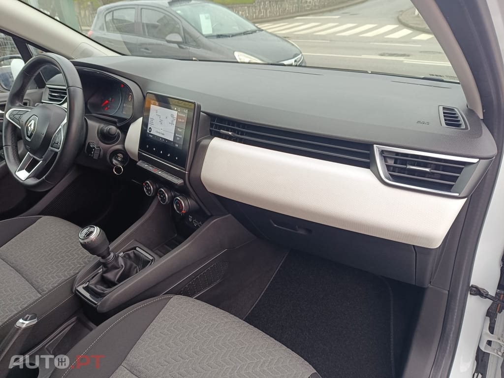 Renault Clio 1.0 TCe Limited Bi-Fuel