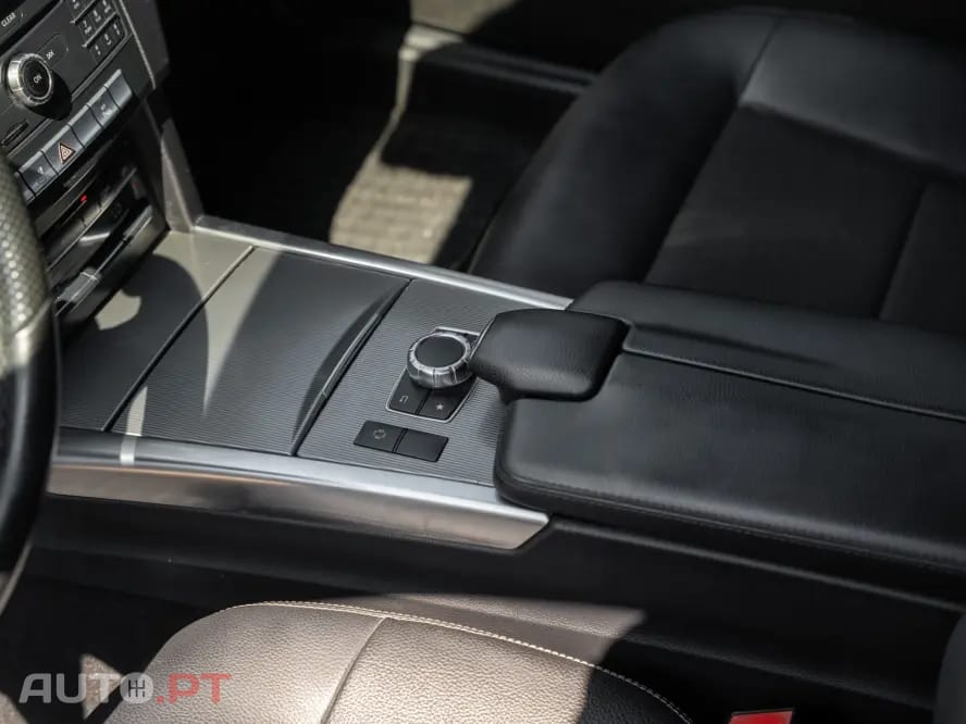 Mercedes-Benz E 300 Bluetec Hybrid Avantgarde