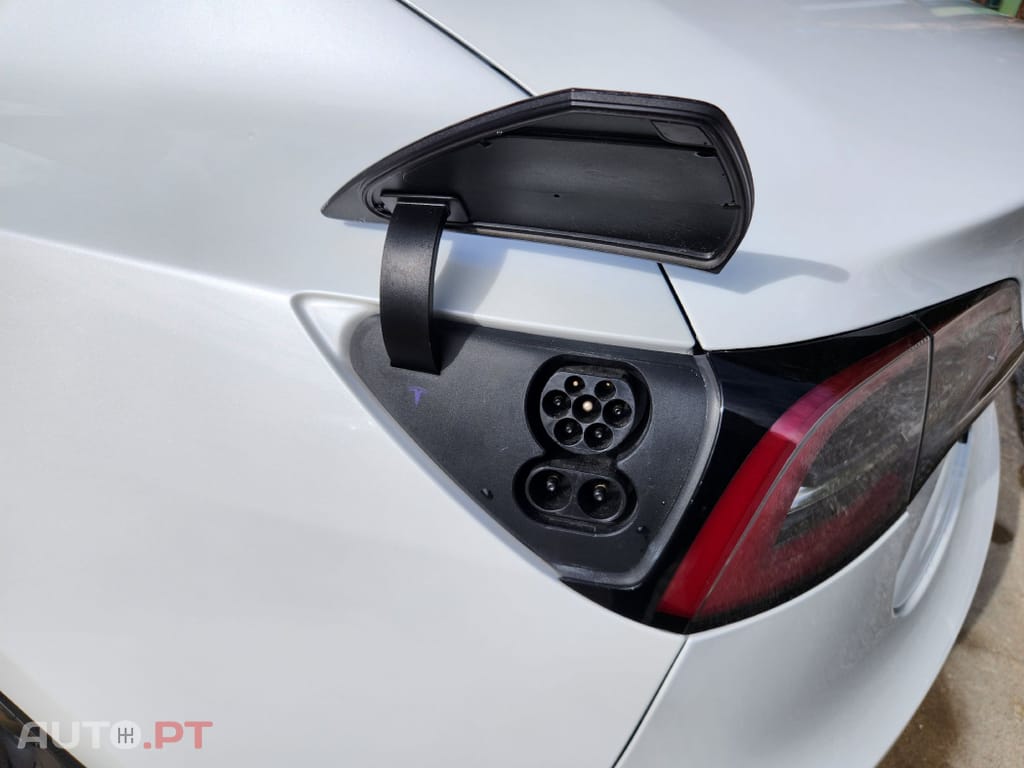 Tesla Model 3 Standard RWD Plus