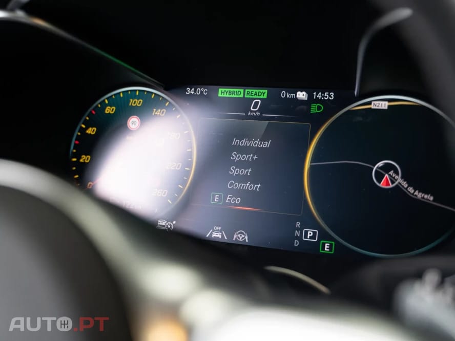 Mercedes-Benz C 300 e AMG Line