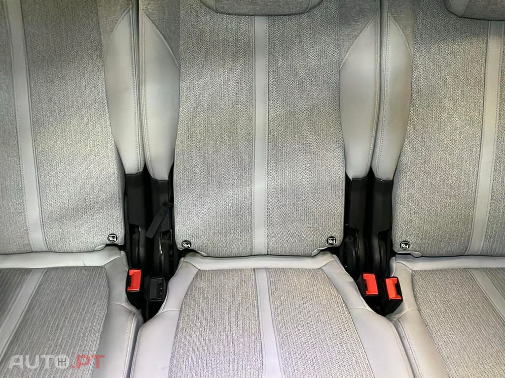 Peugeot 5008 1.2 PureTech Allure EAT8