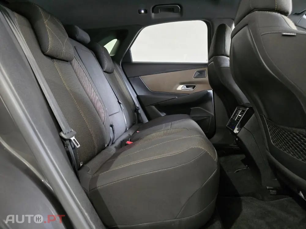 DS DS7 Crossback E-Tense Bastille+ EAT8