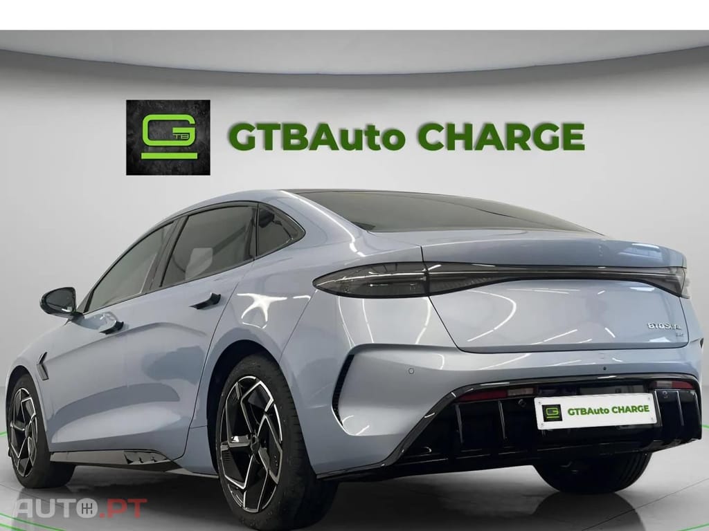 BYD Seal Excellence