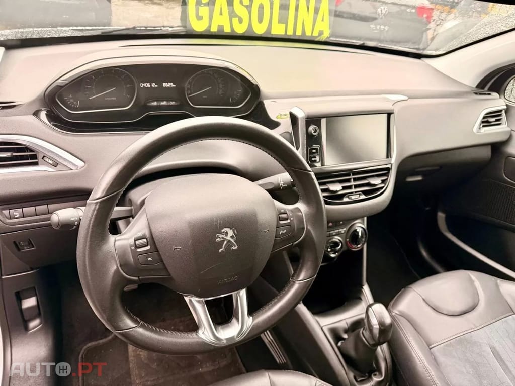 Peugeot 208 1.2 PureTech Style