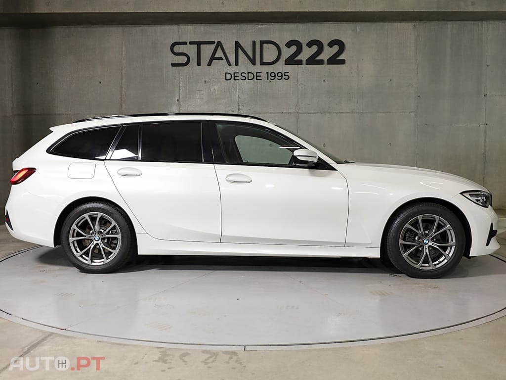 BMW 318 Touring Line Sport Auto